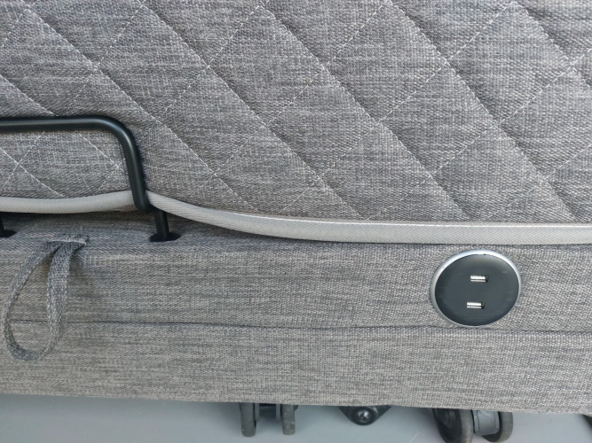 Aspire ComfiMotion Fully Adjustable Bed