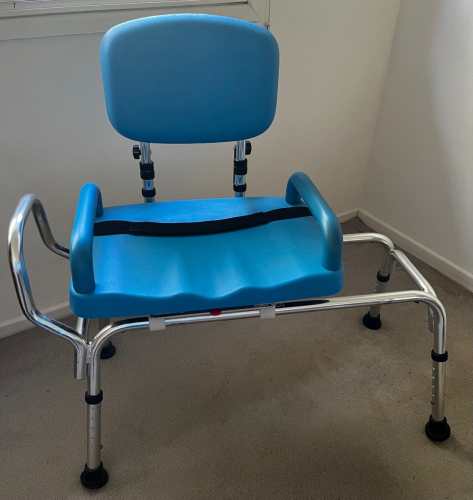 Freedom Bath Transfer Bench with Rotating Sea