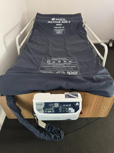 Aspire Life Hospital Bed & Air Pressure Mattr
