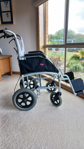 Free Enigma Transfer Wheelchair