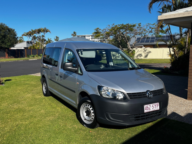 VW Caddy Maxi 2012 Rear Load vehicle