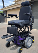 Quantum Edge HD – Mid Wheel Drive Power Chair