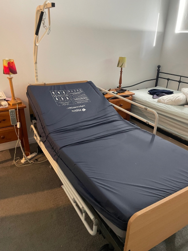 Adjustable Hospital Bed and Pressure Mattress