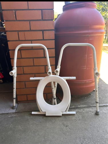 8015_white_commode_seat_over_toilet_folded