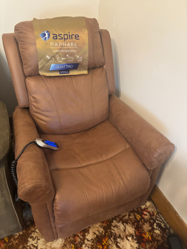 Aspire Raphael Quattro Lift/Recline Chair