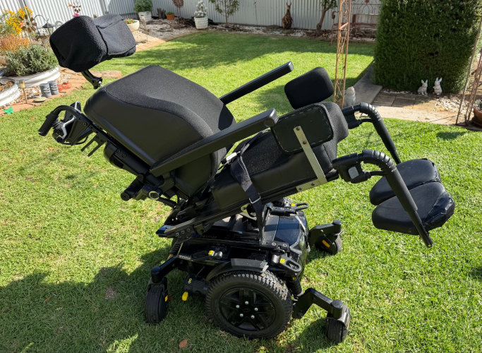 Quantum Edge 3 Wheelchair, Full Recline Tilt