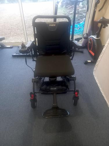 8575_igo_lite_wheelchair.1