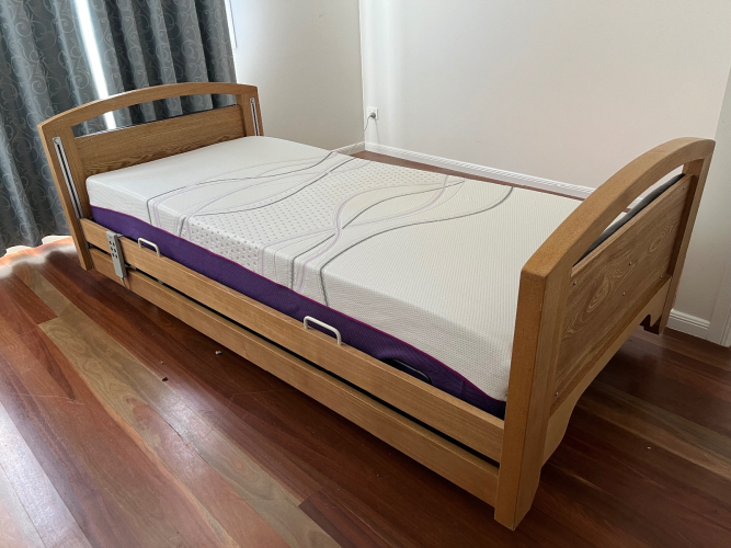Electric 3-Function Adjustable Bed & Mattress