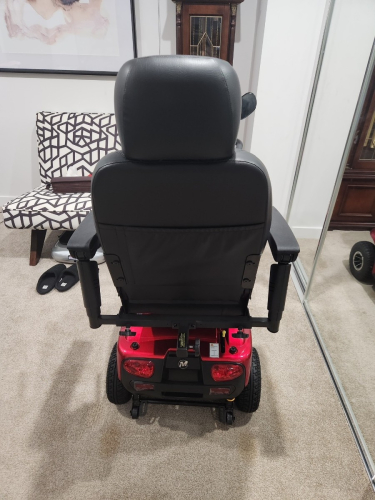 8695_scooter_back