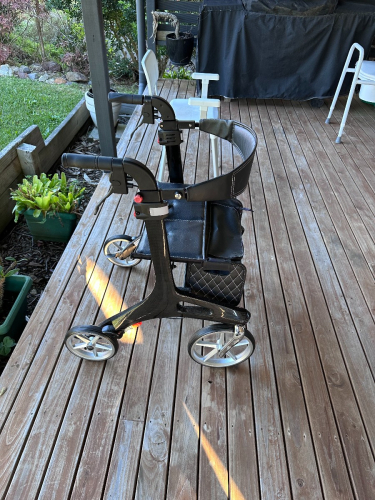Hero Outdoor Lite Seat Walker