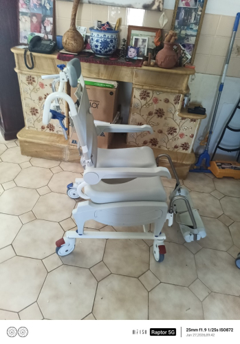 Aquatec Ocean Ergo Shower Commode