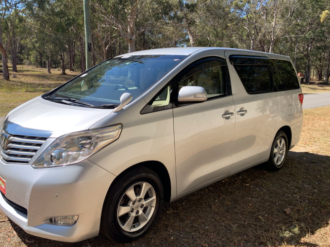 2008 Toyota Alphard 4-Cylinder Petrol