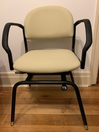 8942_chair_1
