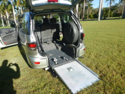 2003 Toyota Estima With Rear Wheelchair Entry