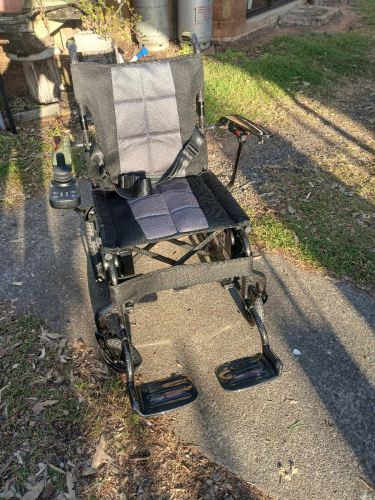 Aspire AeroLite Carbon Fibre Powerchair