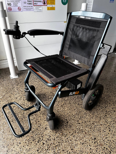 ELFIGO Lightweight Wheelchair for Sale - Used