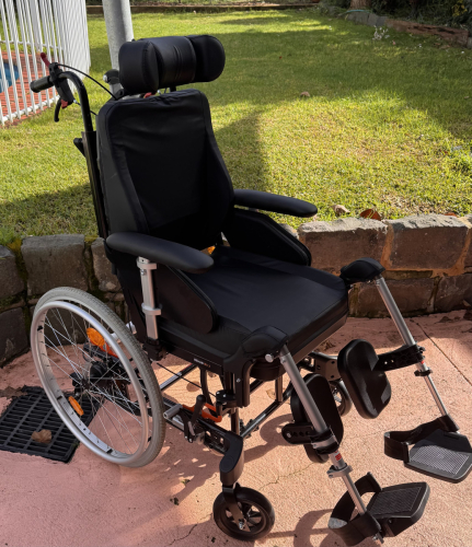 Aspire Rehab RX2 Wheelchair - Near-New