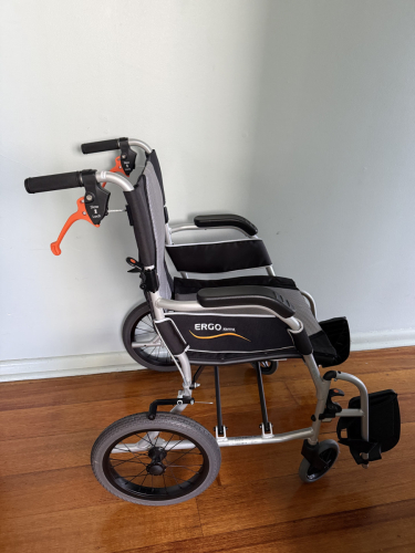 Lightweight Manual Wheelchair – Excellent Condition