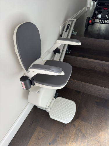 Acorn 130 Stair Lift