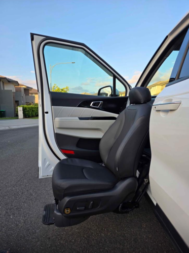BraunAbility Turny Evo Gen 2 Powered Swivel Seat