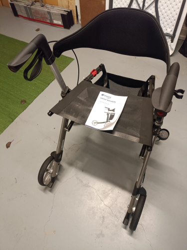 Aspire Vogue Walker Lightweight 2 -Near New